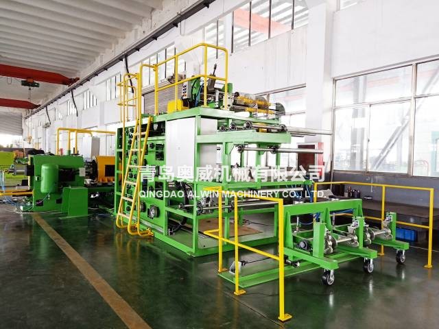 摩托車胎膠囊反包成型機